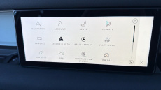 Land Rover Defender 2.0 P300 SE 90 3dr Auto Petrol Estate